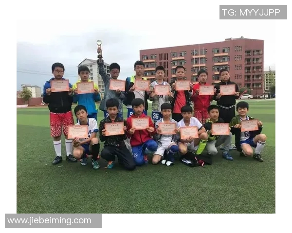 新化足球明星有哪些他们的精彩瞬间和成就展示