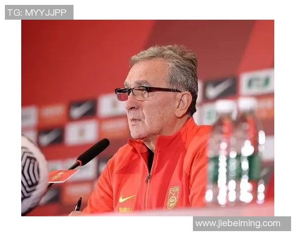 眼睛问题困扰的足球明星们如何在赛场上克服挑战与坚持梦想