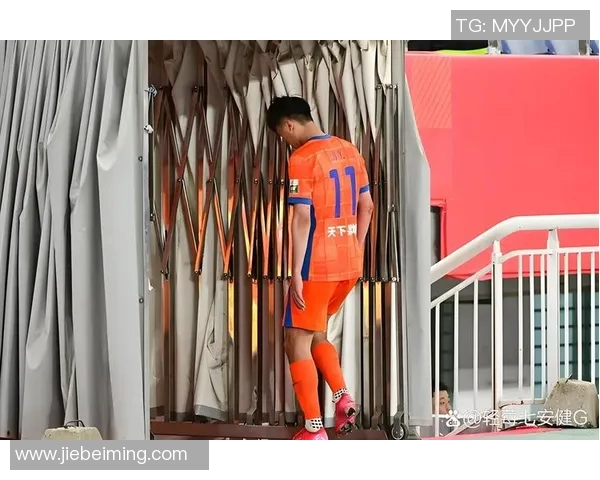 中超鲁能与上海对决结果揭晓精彩瞬间回顾与赛后分析 中超鲁能与上海对决结果揭晓精彩瞬间回顾与赛后分析