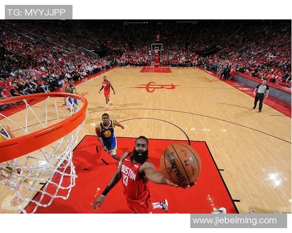 尼克宾与弗里德里西亚的精彩对决引发球迷热议与期待 尼克宾与弗里德里西亚的精彩对决引发球迷热议与期待